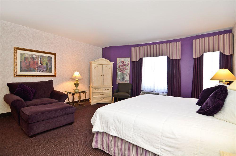Best Western On The Avenue Μπάφαλο Δωμάτιο φωτογραφία
