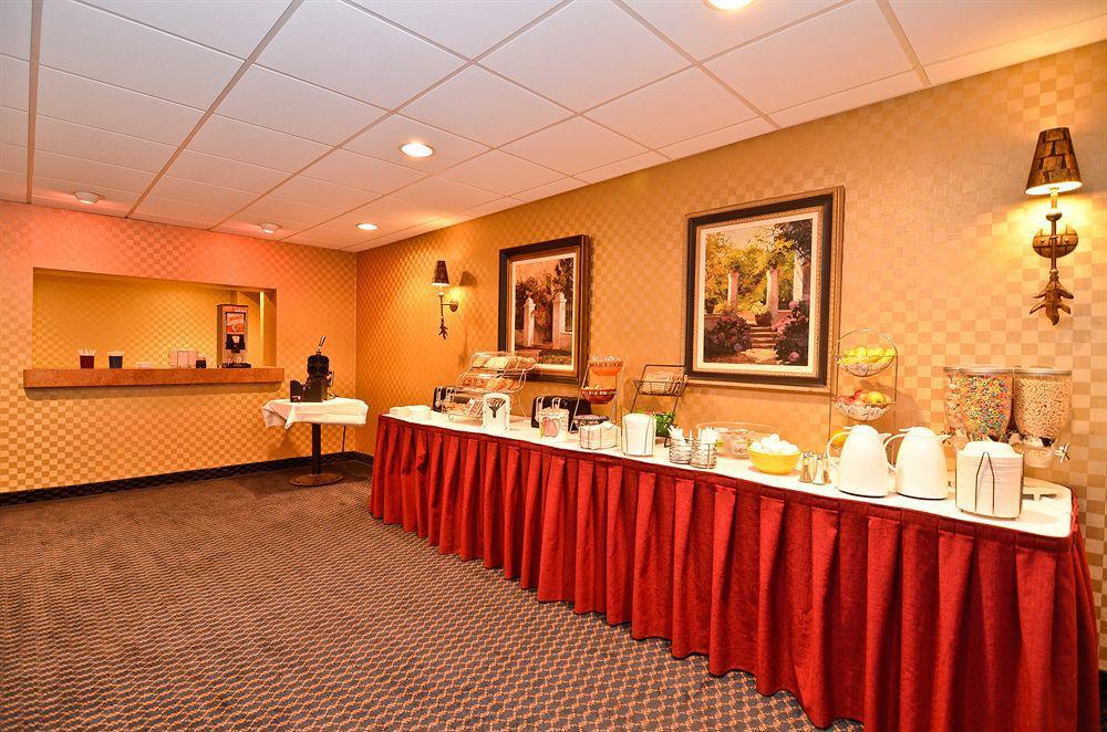 Best Western On The Avenue Μπάφαλο Εστιατόριο φωτογραφία
