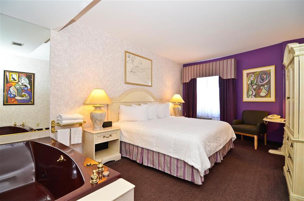 Best Western On The Avenue Μπάφαλο Δωμάτιο φωτογραφία
